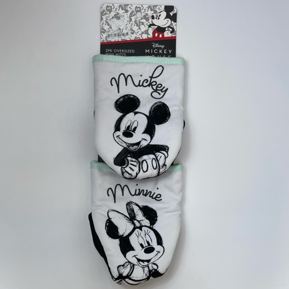 Disney Mickey Mouse & Minnie Mouse Oven Mitts Set Kitchen Pot Holders Christmas - Picture 2 of 16